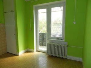 2-izbový byt s balkónom, Jarná, Rožňava